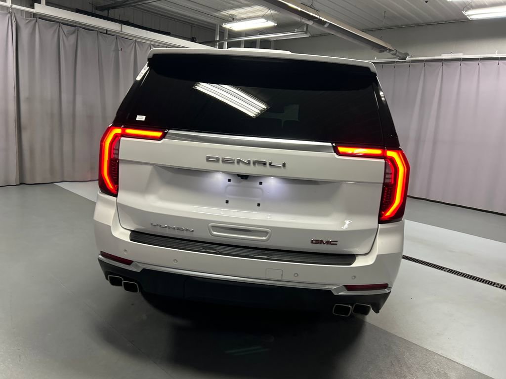 Used 2025 GMC Yukon Denali AWD/4WD image 6