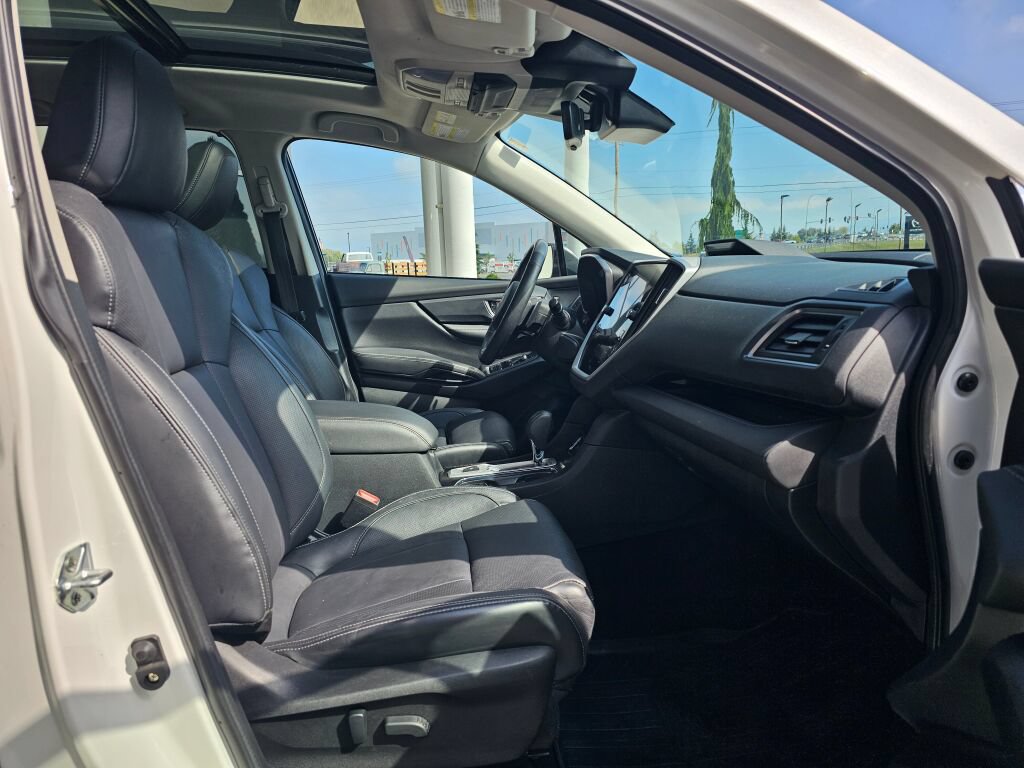 Used 2023 Subaru Ascent Limited w/ Technology Package AWD/4WD image 11