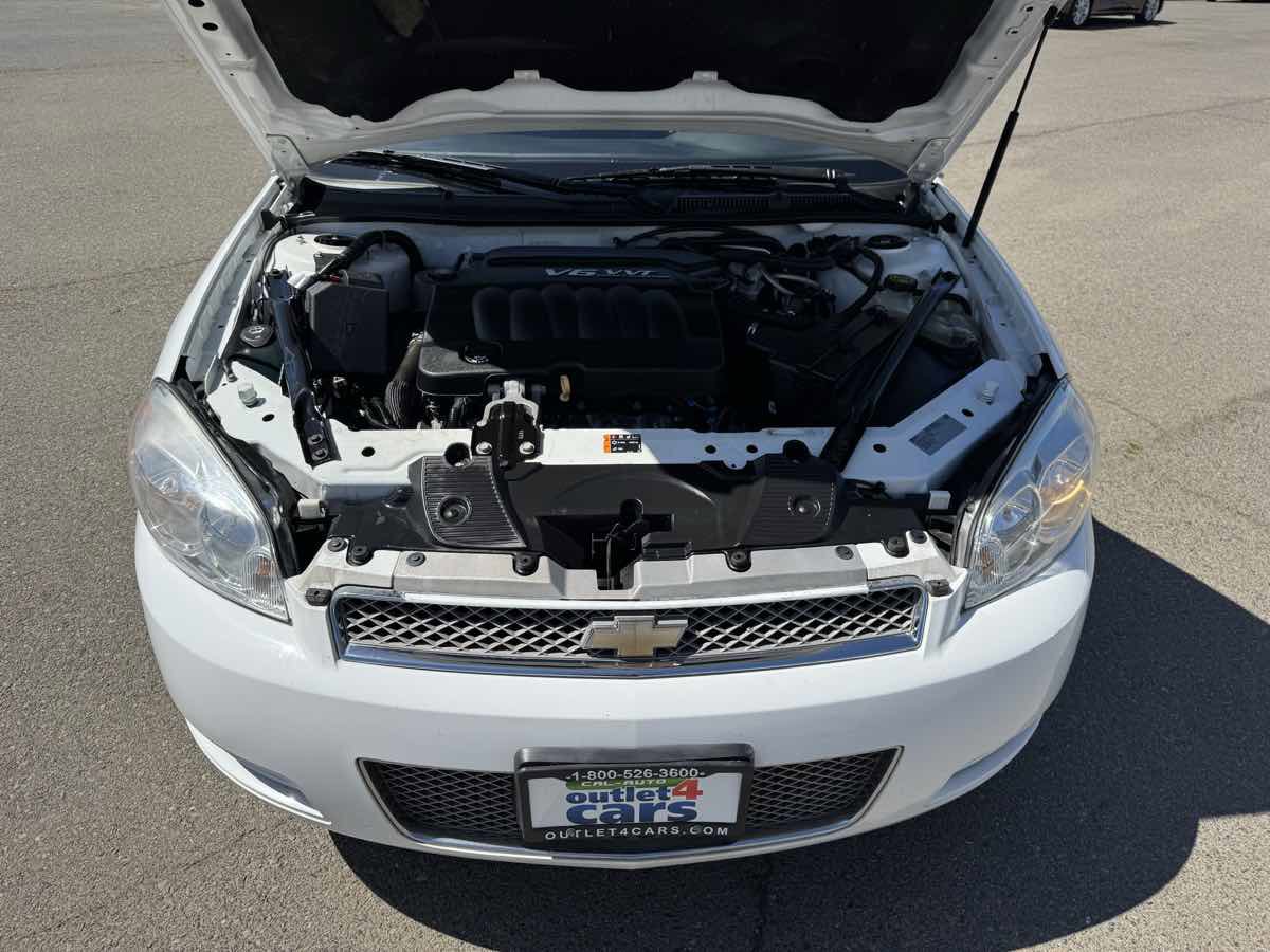 Used 2015 Chevrolet Impala LT image 32