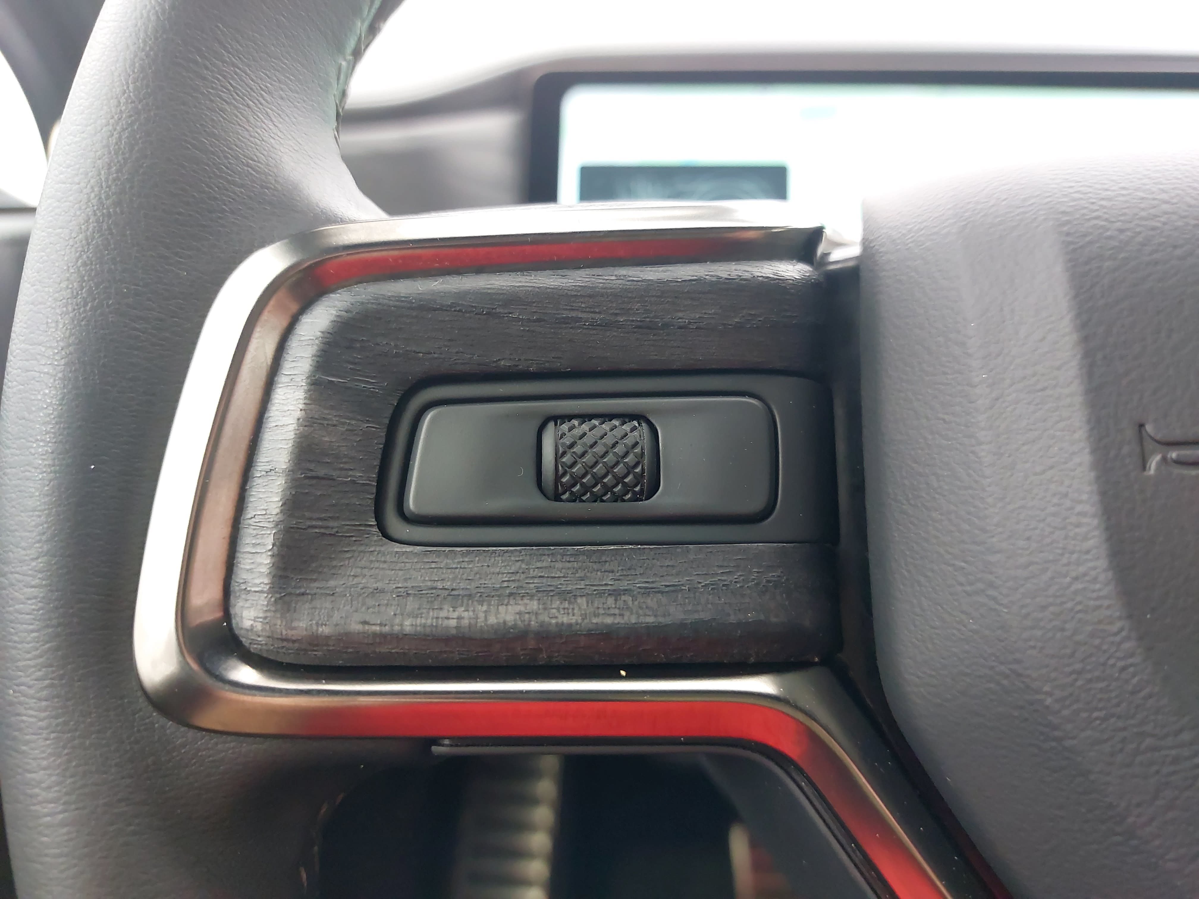Used 2023 Rivian R1T Adventure Dual AWD/4WD image 18