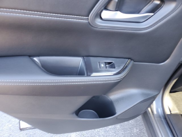 Certified 2025 Nissan Rogue SV w/ SV Premium Package AWD/4WD image 15