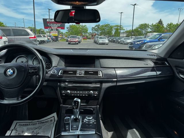 Used 2010 BMW 750Li xDrive AWD/4WD image 23