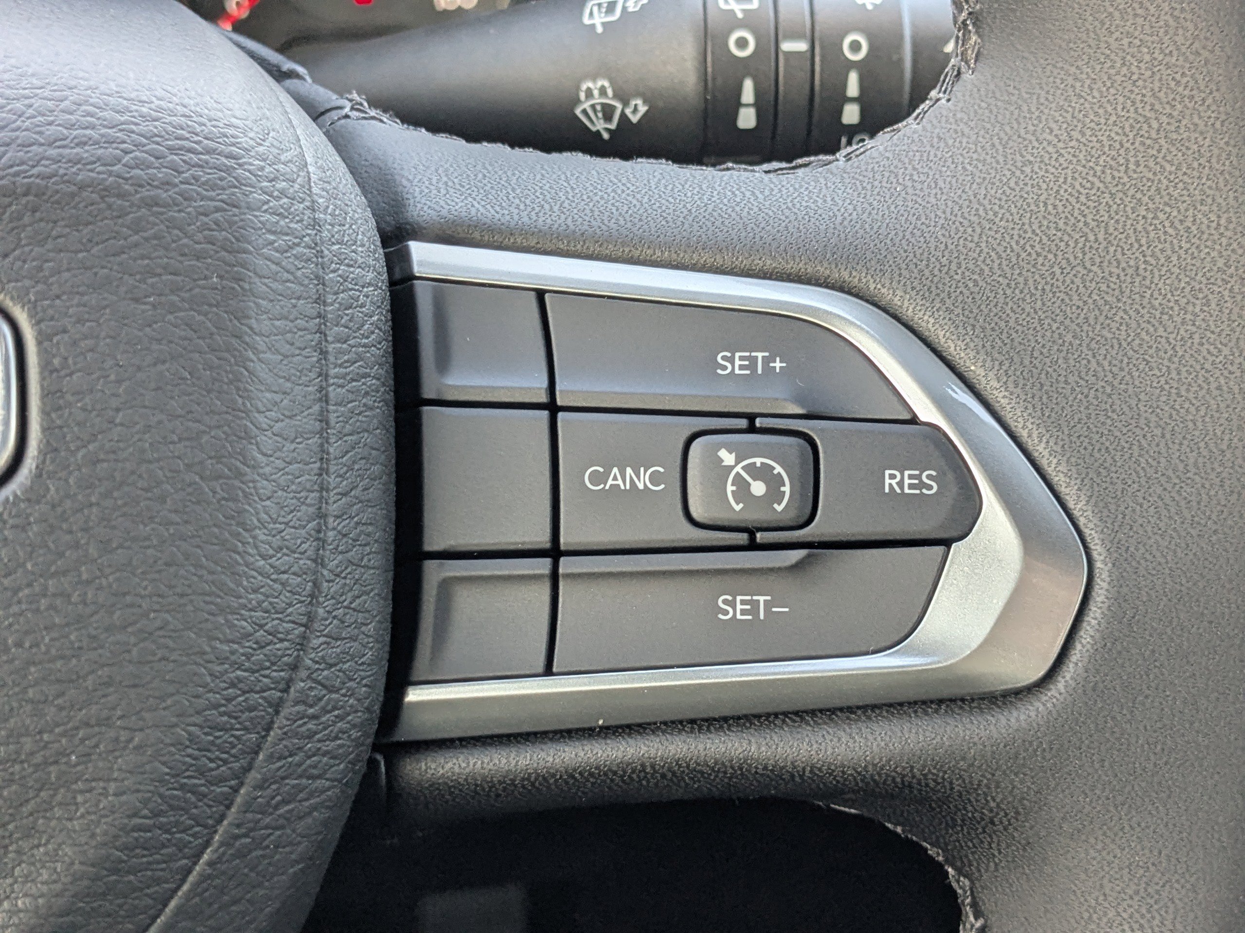 New 2026 Jeep Compass Latitude image 24