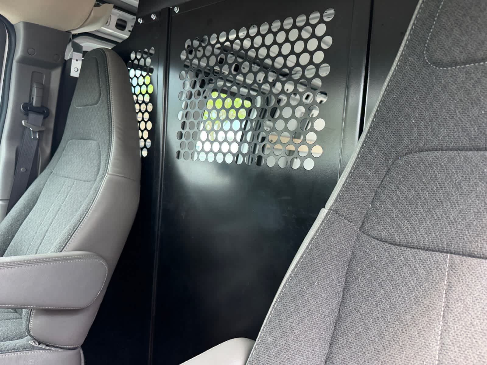 Used 2022 GMC Savana 2500 w/ Driver Convenience Package RWD image 18