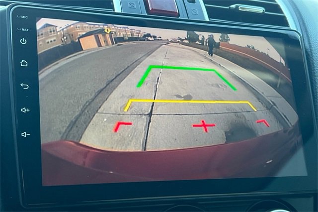 Used 2017 Subaru Crosstrek 2.0i Premium image 21