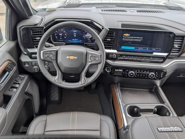 New 2026 Chevrolet Silverado 3500 High Country w/ Technology Package AWD/4WD image 4