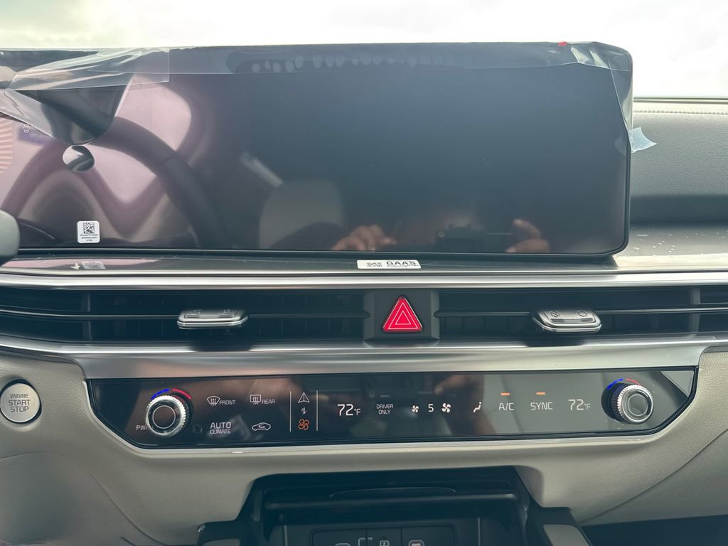 New 2025 Kia Sorento EX image 29
