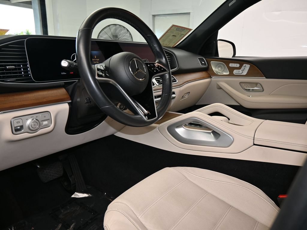 Used 2024 Mercedes-Benz GLE 450e 4MATIC image 13