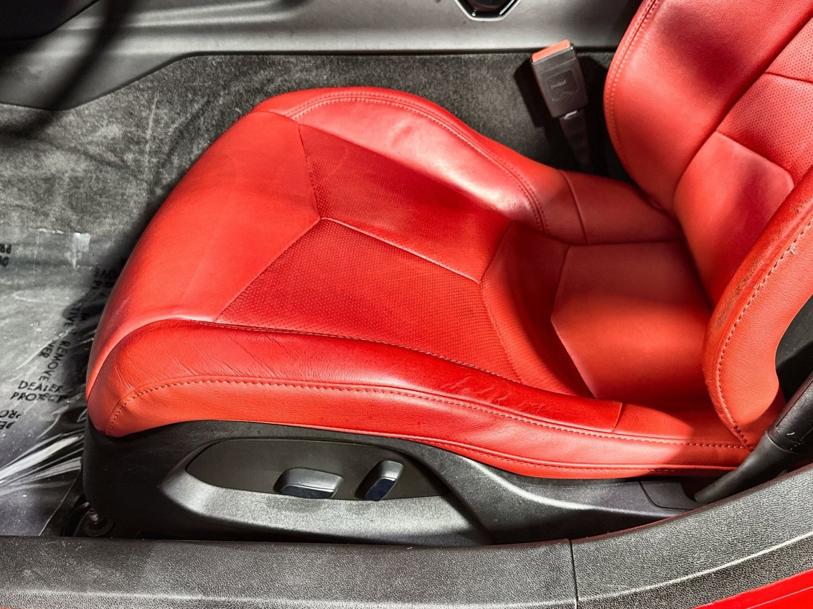 Used 2022 Chevrolet Corvette Stingray Convertible w/ Z51 Performance Package image 14