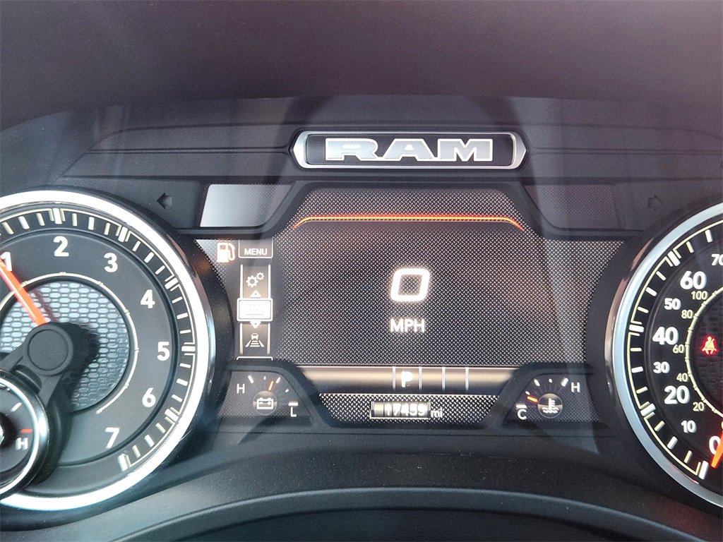 Used 2025 RAM 1500 Laramie image 18