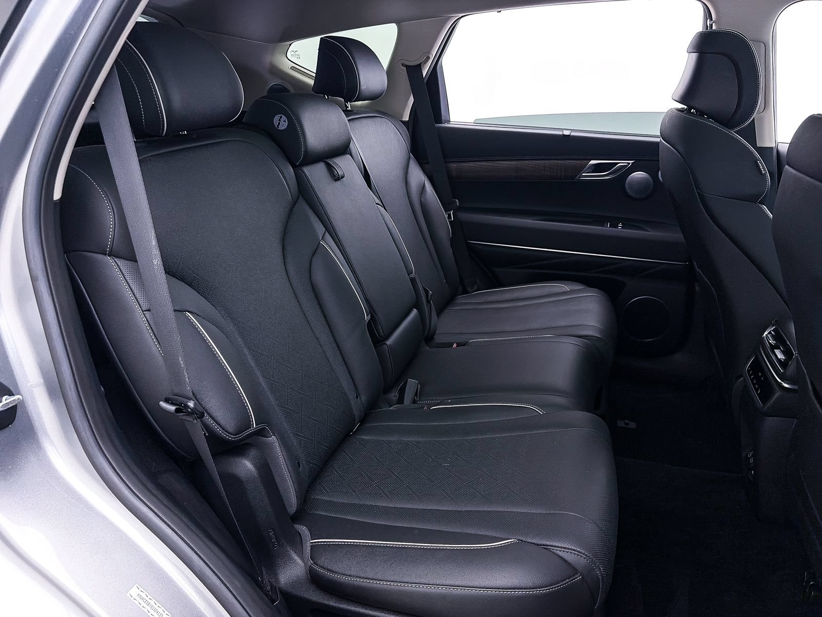 Used 2025 Genesis GV80 2.5T Prestige AWD/4WD image 41