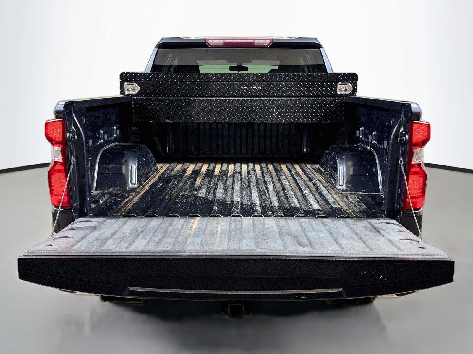 Used 2021 Chevrolet Silverado 1500 LT w/ Z71 Off-Road Package AWD/4WD image 23