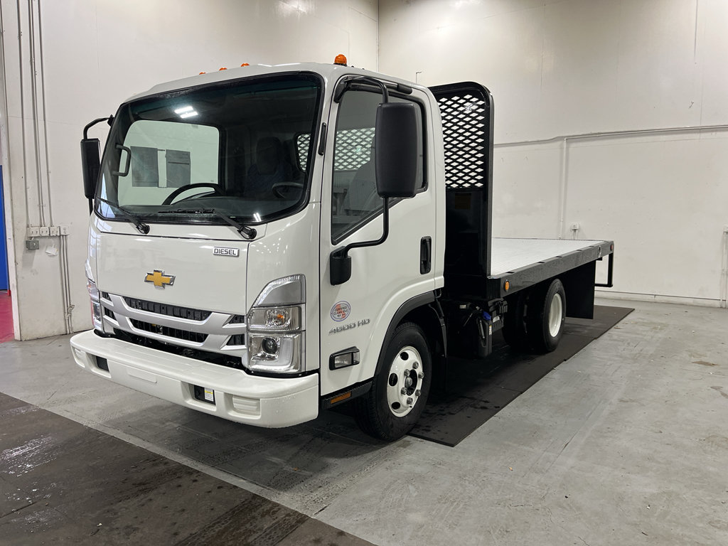 New 2024 Chevrolet Low Cab Forward 4500 XD RWD image 3