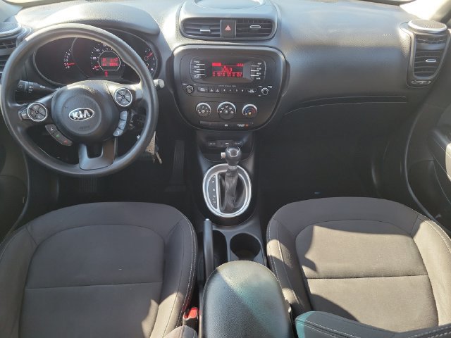 Used 2015 Kia Soul FWD image 12
