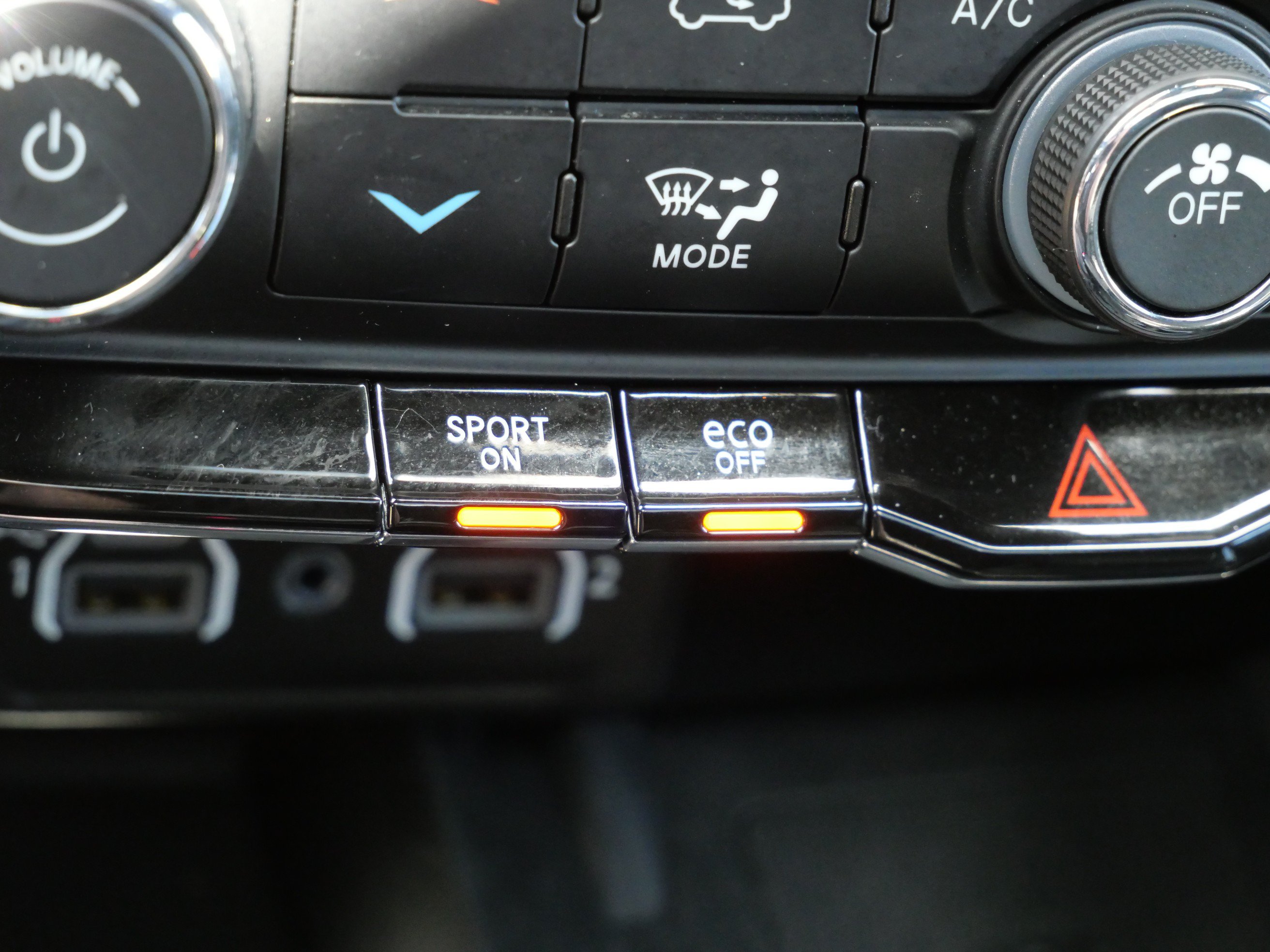 Used 2024 Dodge Durango R/T AWD/4WD image 34