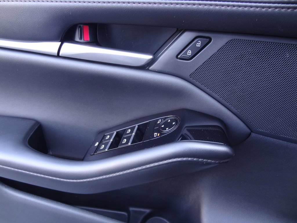 Used 2025 MAZDA MAZDA3 s FWD image 16