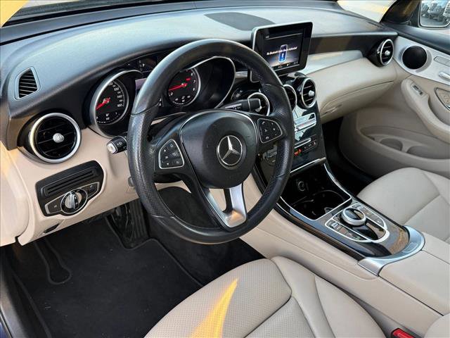 Used 2017 Mercedes-Benz GLC 300 4MATIC image 10