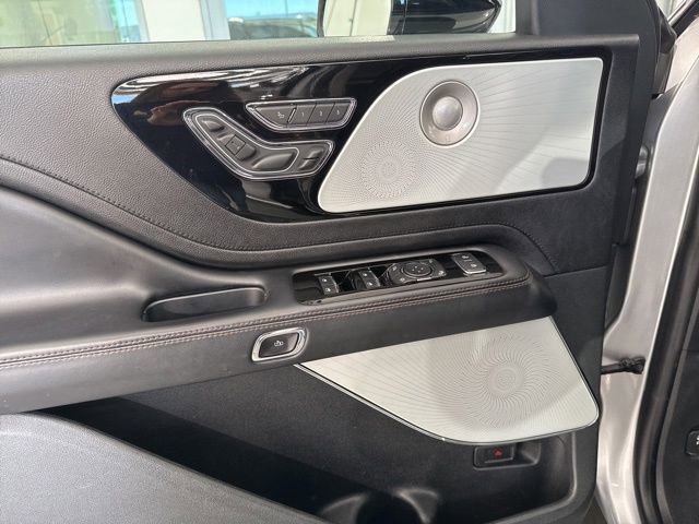 Used 2021 Lincoln Aviator Reserve w/ Equipment Group 202A image 21