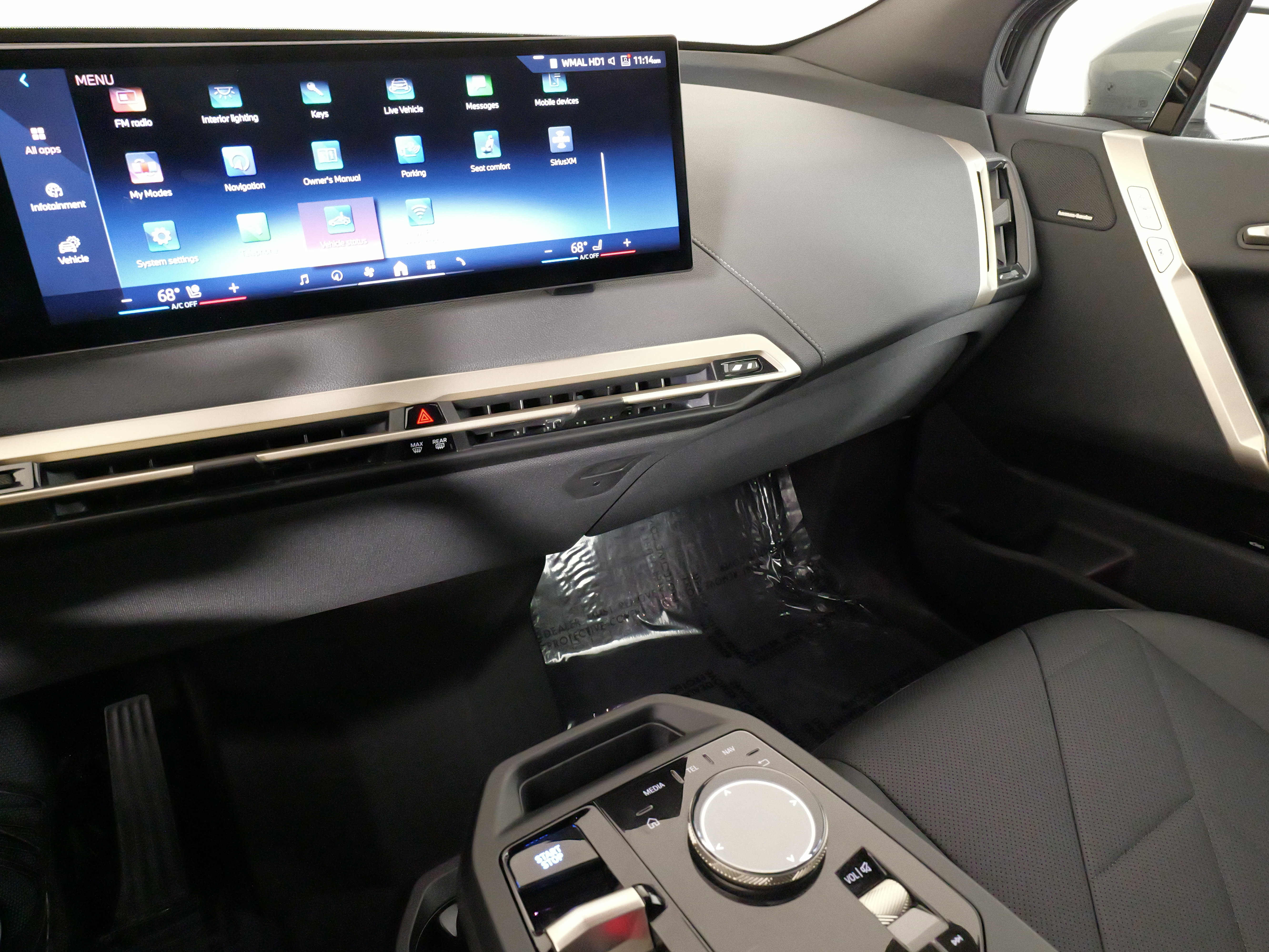 Used 2024 BMW iX xDrive50 image 46