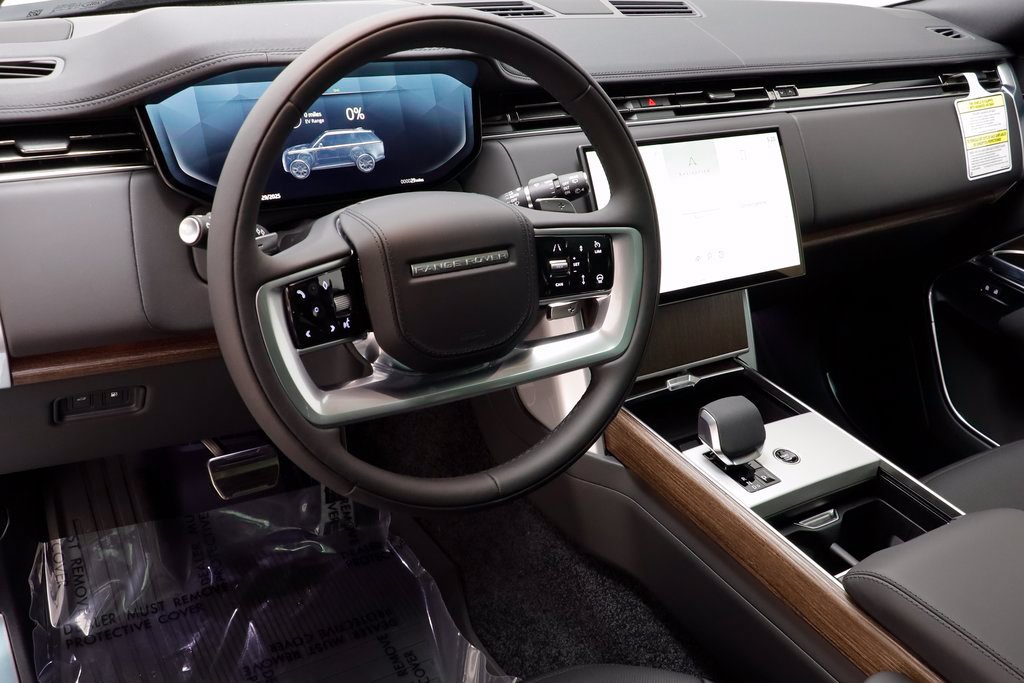New 2025 Land Rover Range Rover SE AWD/4WD image 8