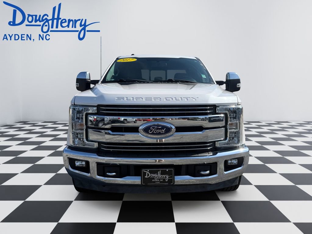 Used 2017 Ford F250 Lariat w/ Chrome Package image 8