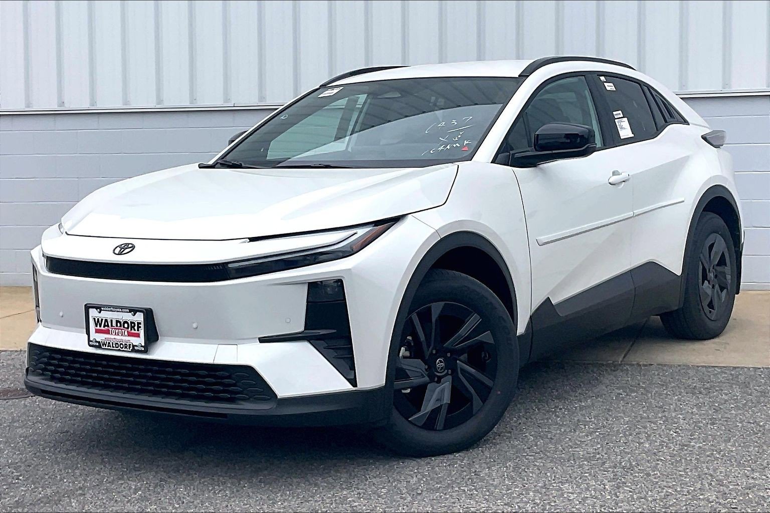 New 2026 Toyota C-HR AWD/4WD image 2