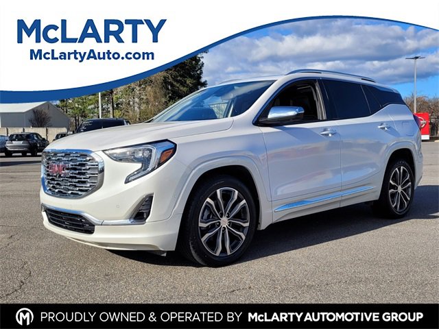 Used 2020 GMC Terrain Denali w/ Denali Premium Package image 1