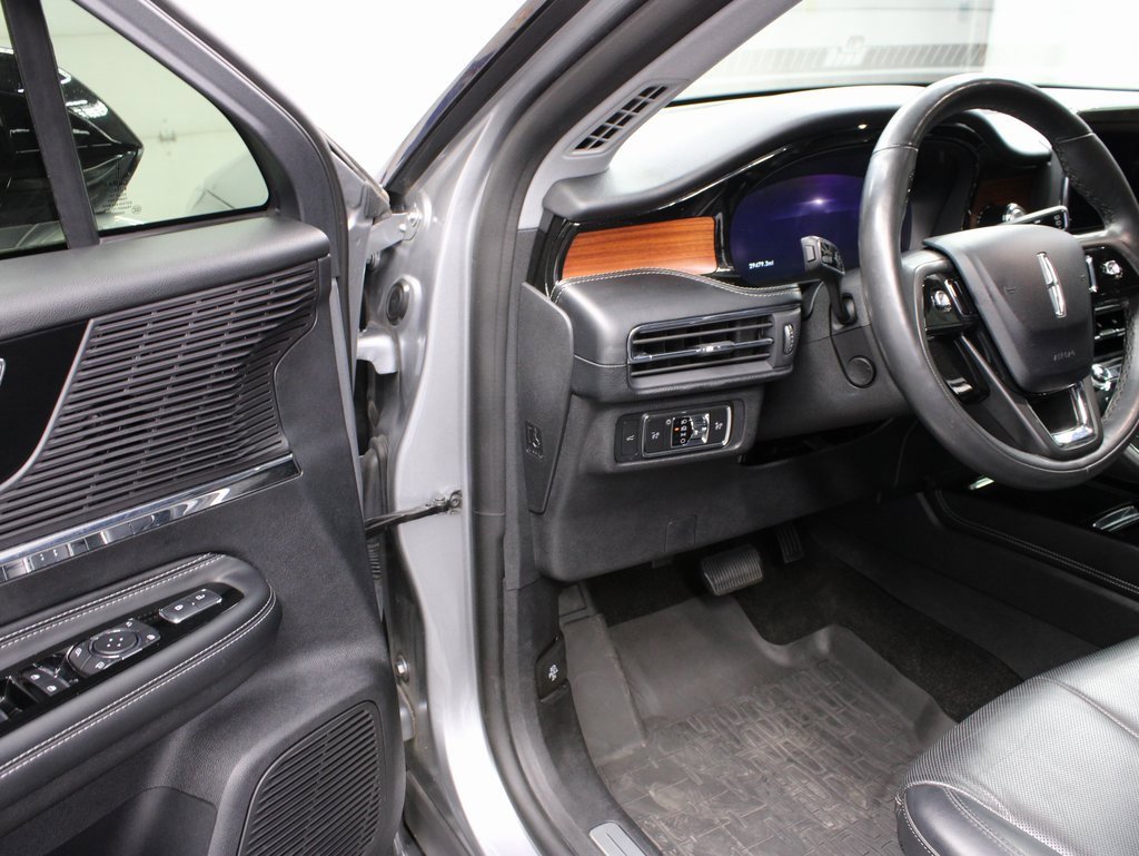 Used 2022 Lincoln Corsair Reserve w/ Elements Package image 45