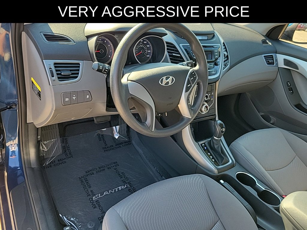 Used 2016 Hyundai Elantra SE FWD image 14