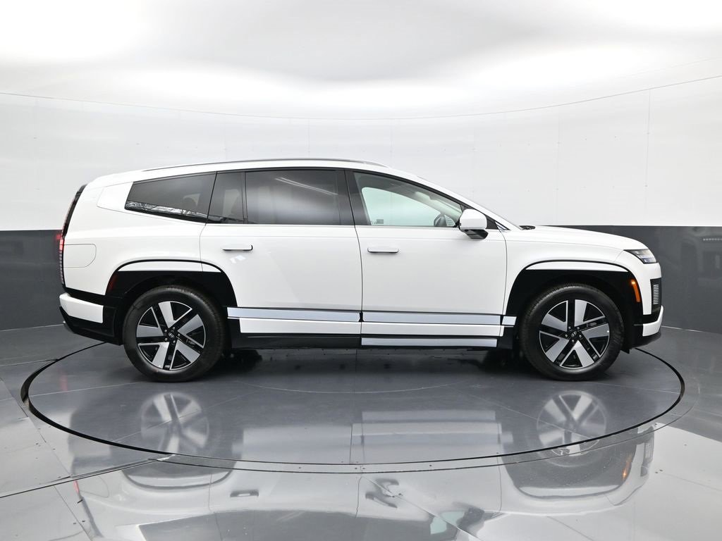 New 2026 Hyundai Ioniq 9 SEL image 4