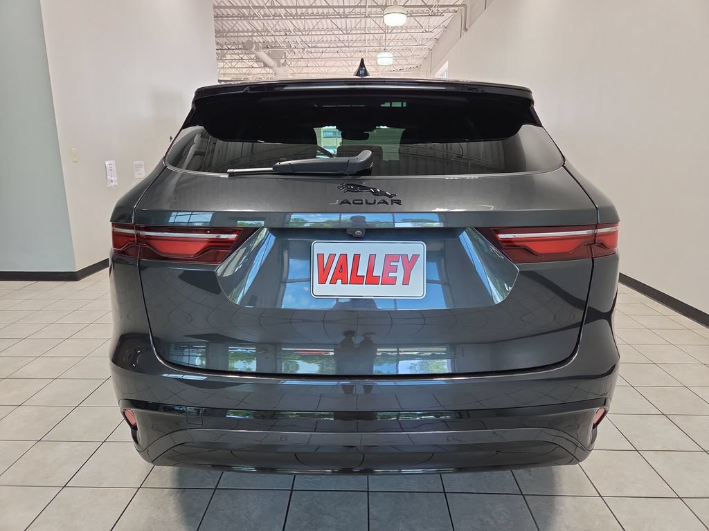 Used 2025 Jaguar F-PACE R-Dynamic S AWD/4WD image 9