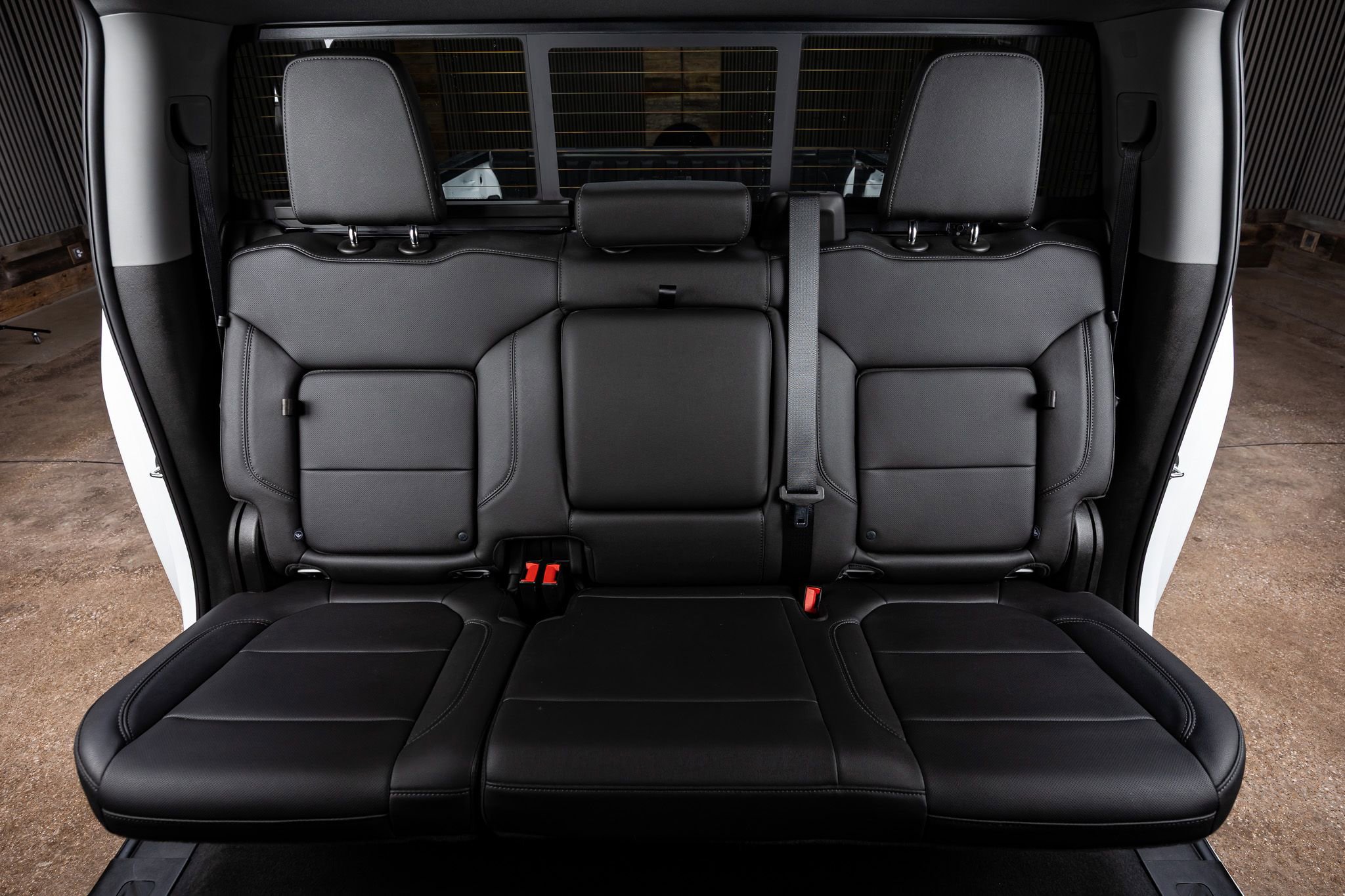 Used 2022 Chevrolet Silverado 2500 LTZ w/ LTZ Plus Package image 35