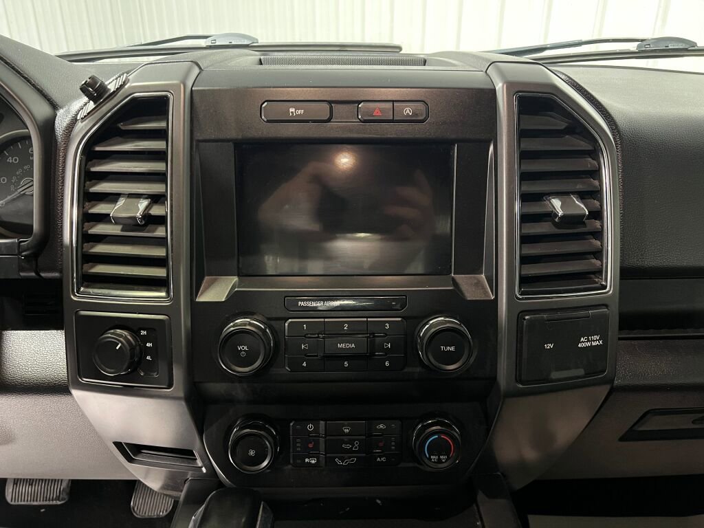 Used 2019 Ford F150 XLT w/ Equipment Group 302A Luxury image 7