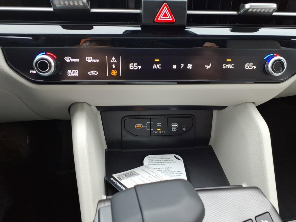 New 2026 Kia Sportage SX image 18