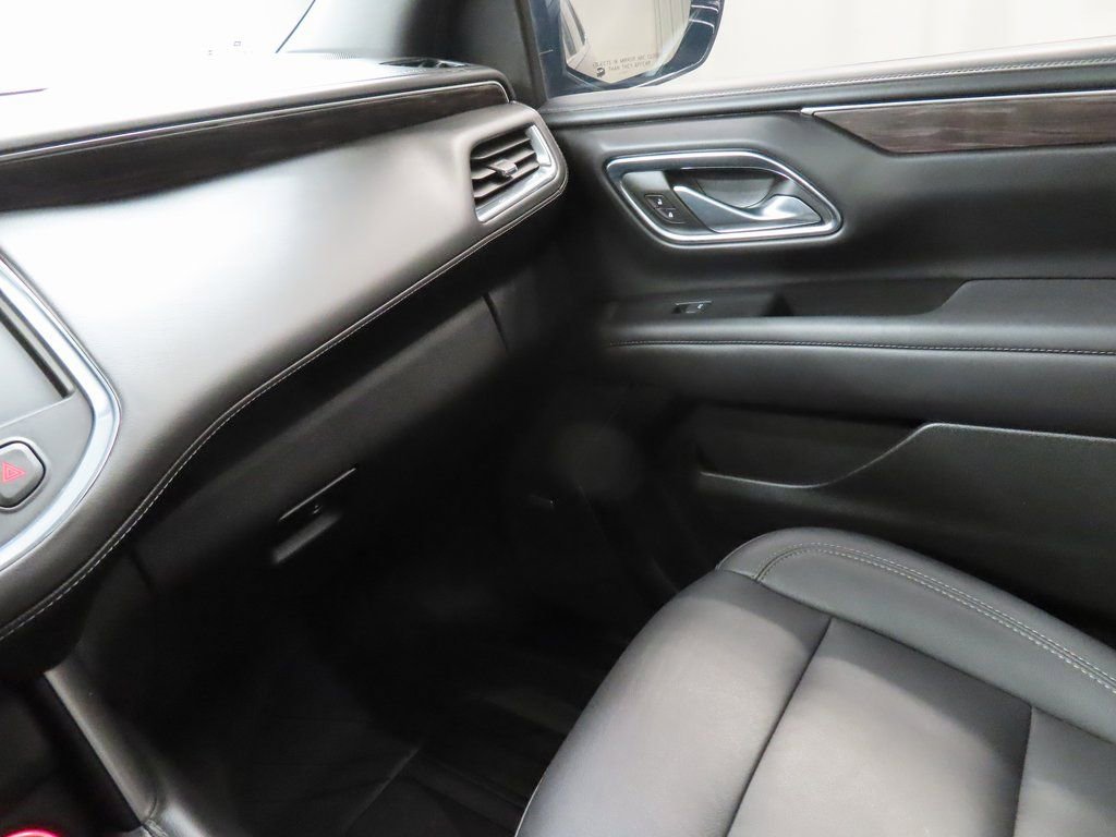 Used 2024 Chevrolet Tahoe LT w/ Luxury Package image 25