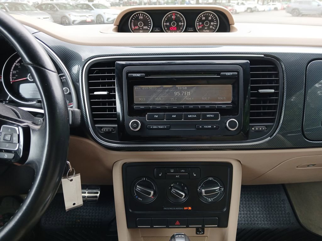 Used 2014 Volkswagen Beetle R-Line image 19