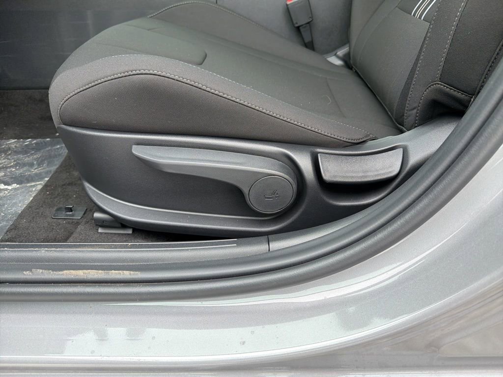 New 2026 Hyundai Elantra Sport FWD image 14