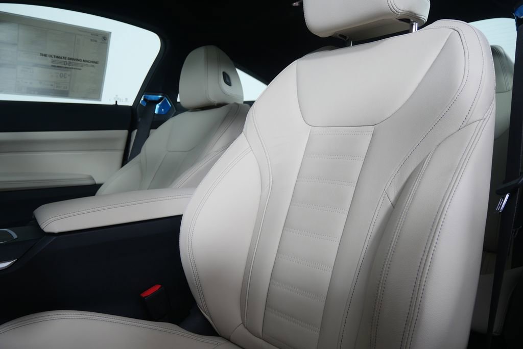 New 2026 BMW M440i Coupe w/ Premium Package RWD image 11