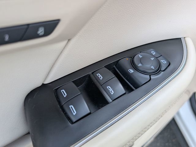 Used 2021 Buick Envision Avenir w/ Technology Package II AWD/4WD image 15