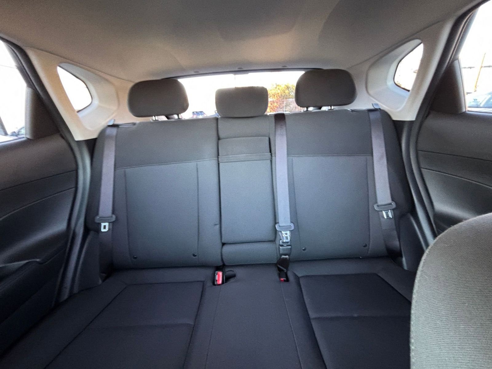 Used 2025 Hyundai Kona SEL image 38