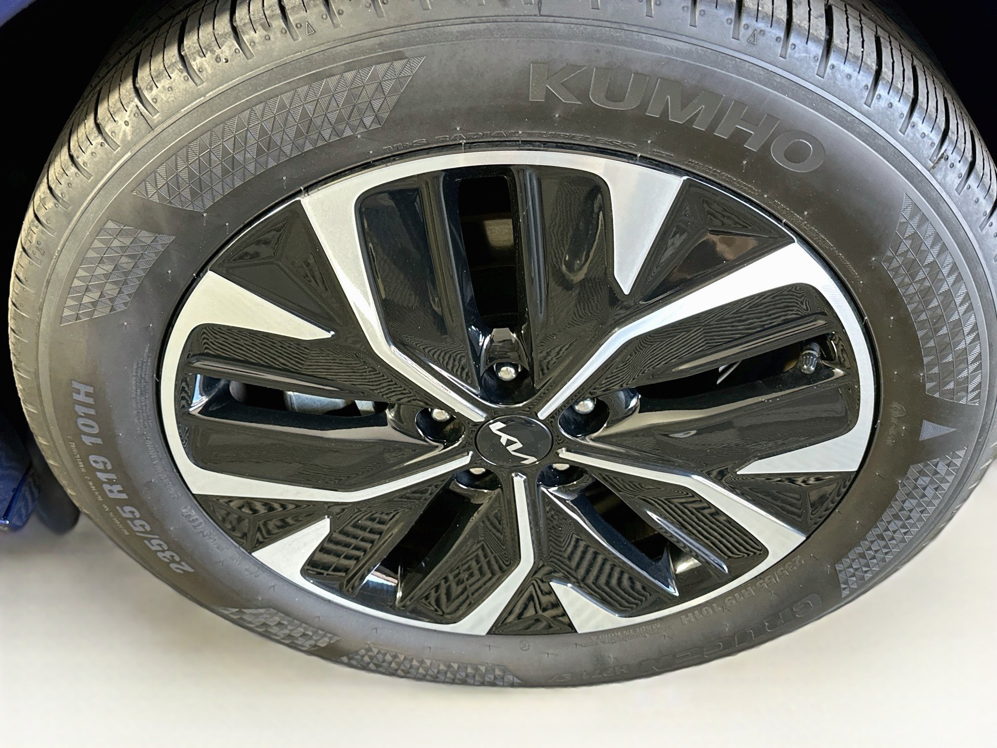 Used 2024 Kia EV6 GT-Line RWD image 11