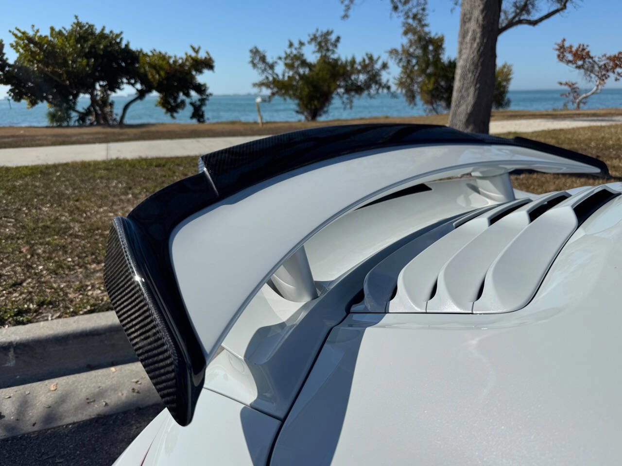 Used 2015 Porsche 911 Turbo S image 31