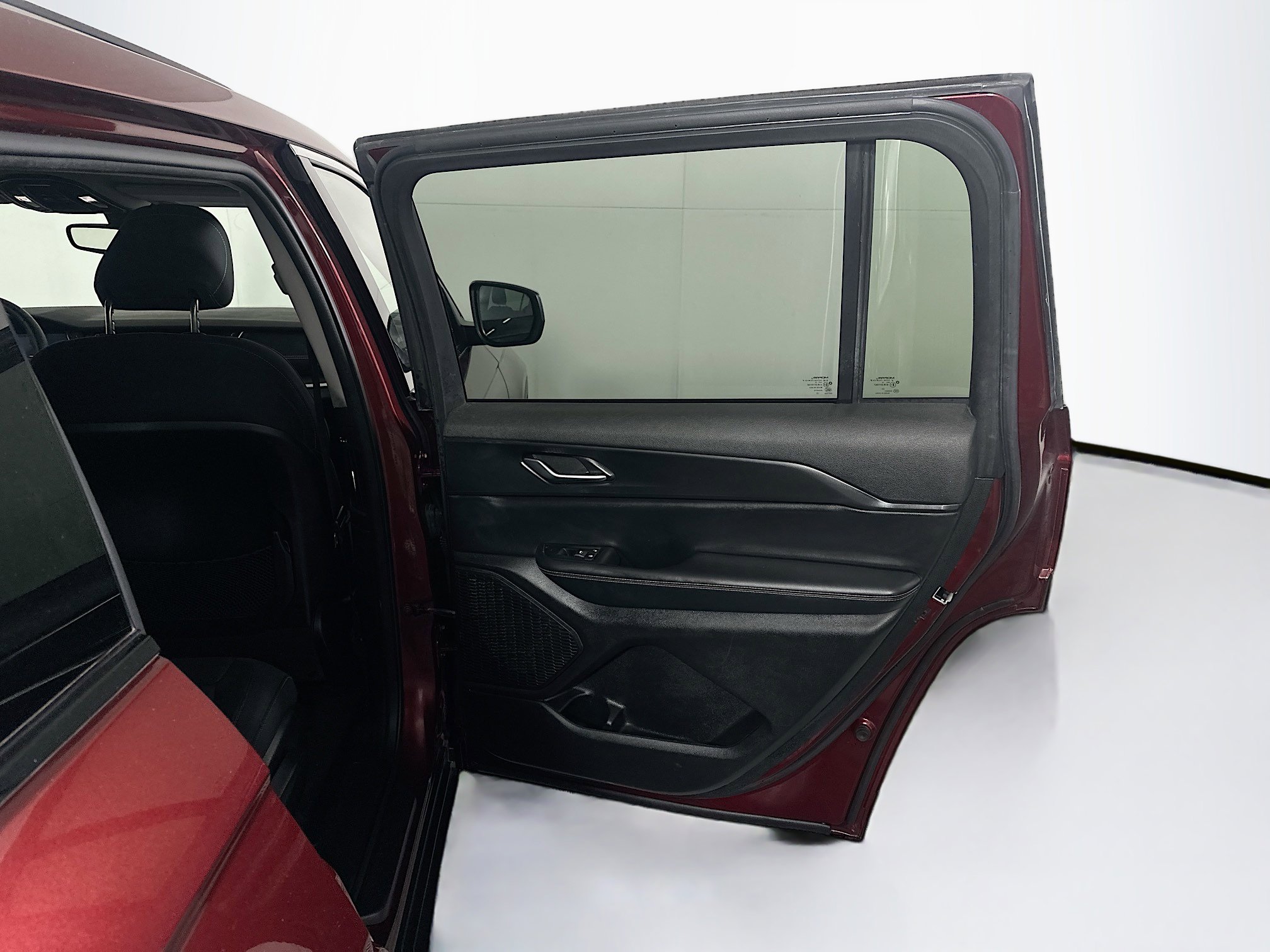 Used 2023 Jeep Grand Cherokee L Laredo image 31