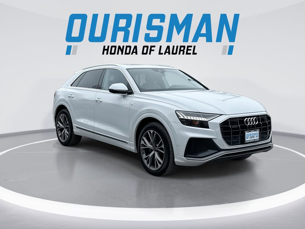 Used 2021 Audi Q8 Premium Plus w/ Premium Plus Package image 2