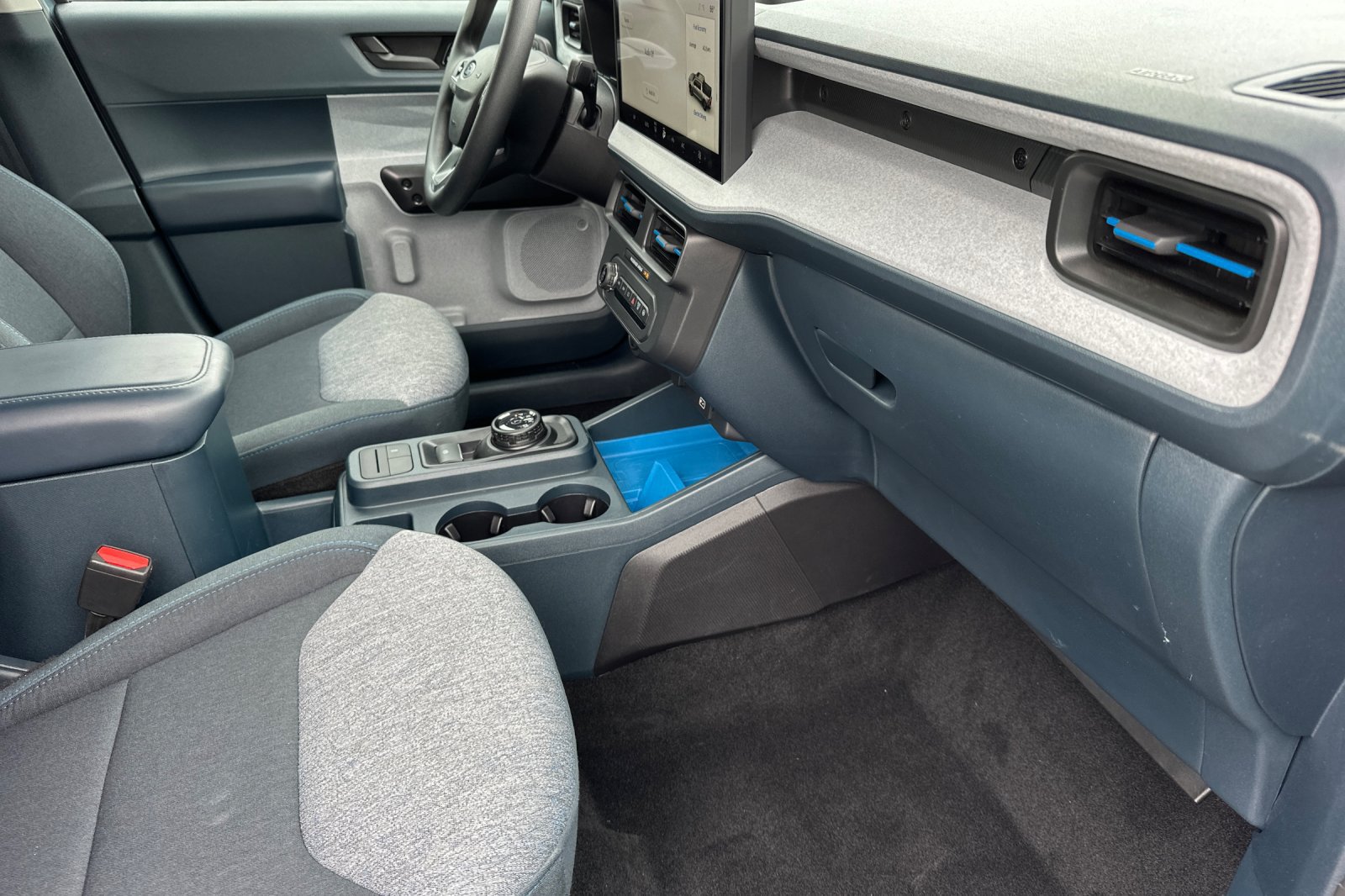 Certified 2025 Ford Maverick XLT FWD image 18