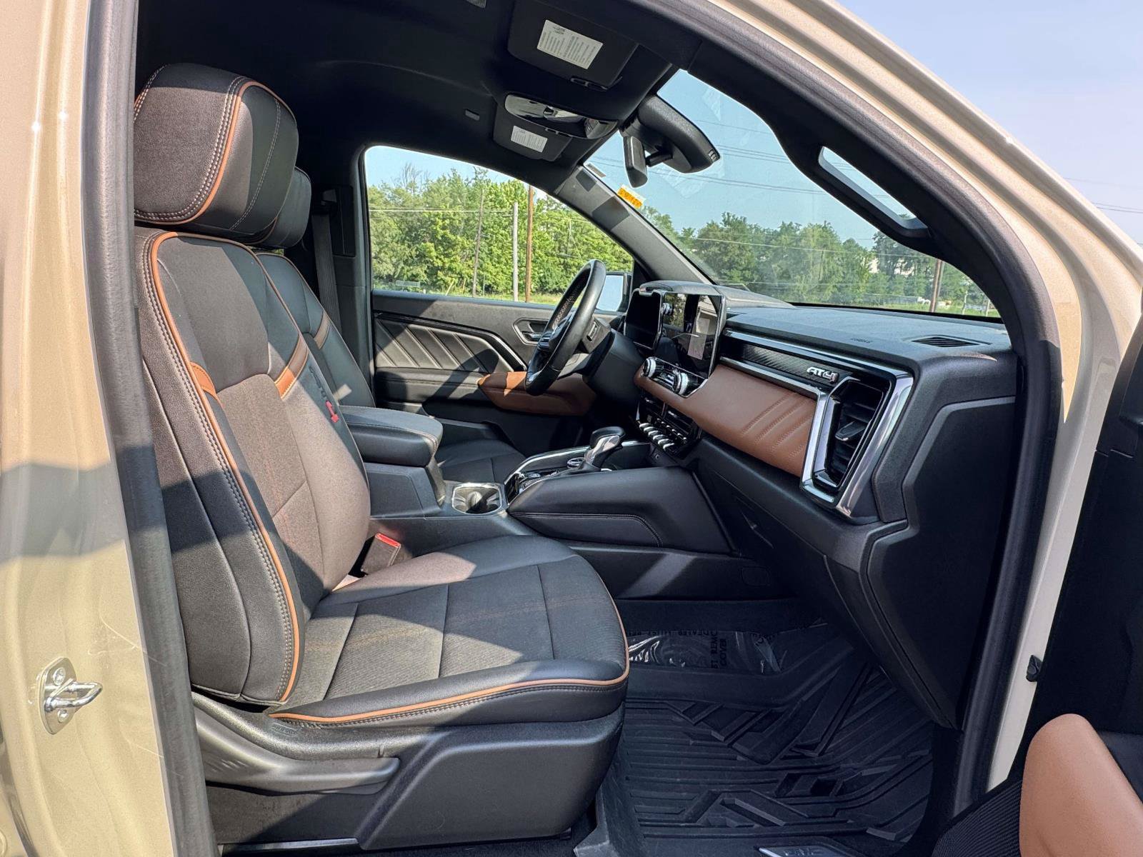 Used 2023 GMC Canyon AT4 AWD/4WD image 17