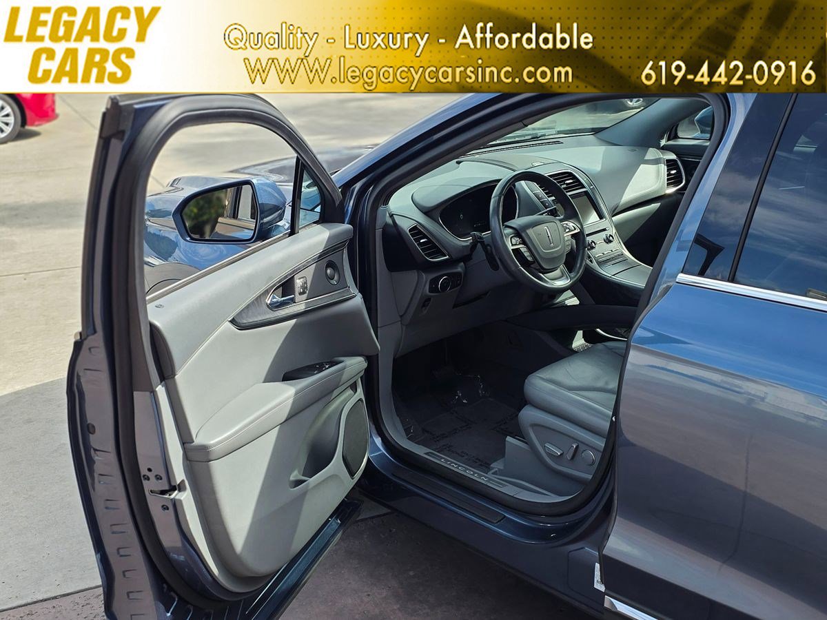 Used 2019 Lincoln Nautilus Reserve image 42