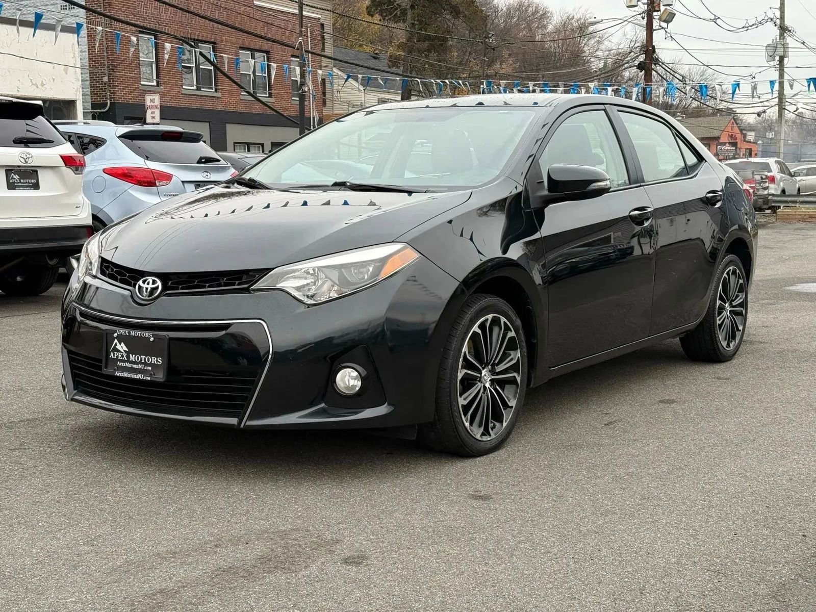 Used 2015 Toyota Corolla S image 1