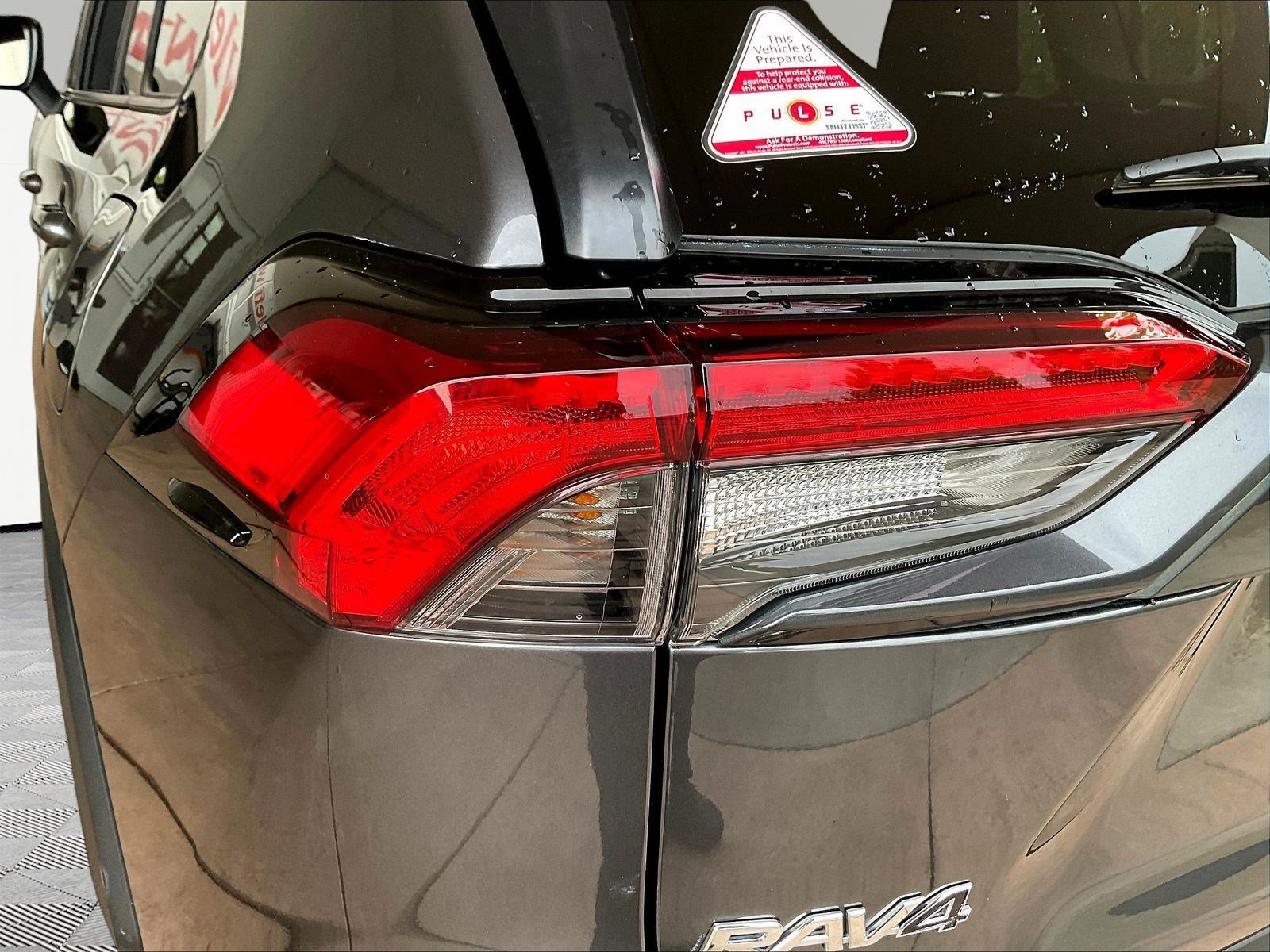 Used 2023 Toyota RAV4 LE FWD image 23