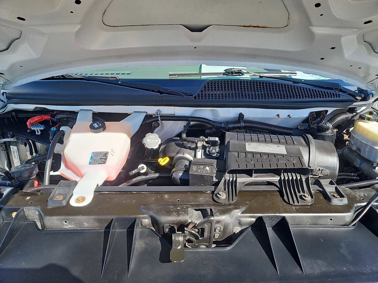 Used 2016 Chevrolet Express 2500 image 25